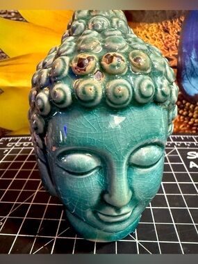Eastern Enlightenment Buddha Head Statue Altar Statue
